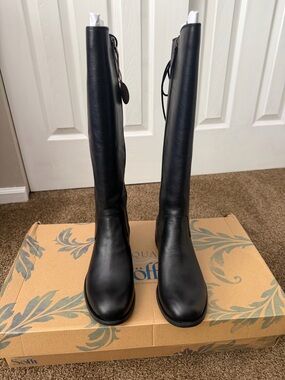 Sofft Black Knee-High Lace-Up the back Leather Boots